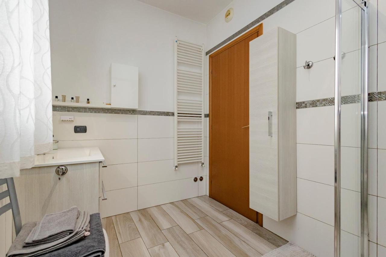 Apartamento Bomboniera Milano Zona Rho Fiera - Bilocale 70Mq Senago Exterior foto